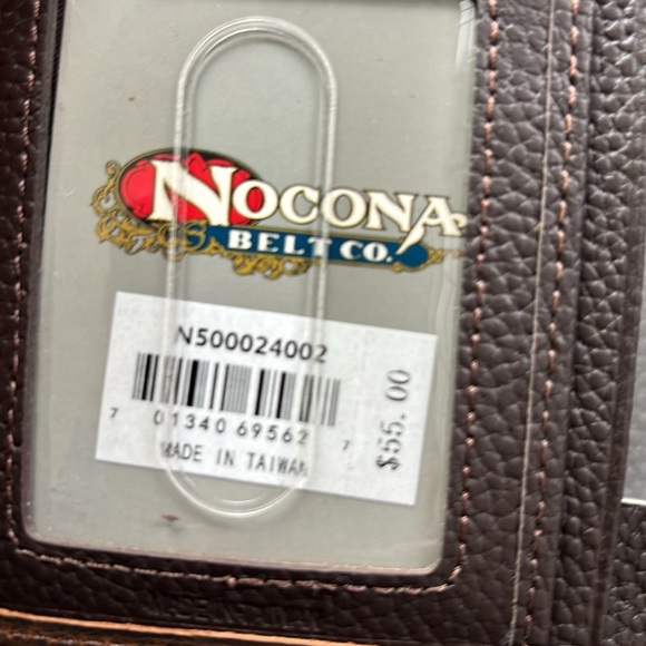 Nocona Belt Co. Rodeo wallet/checkbook cover, genuine leather,embroidered slim - Picture 8 of 9